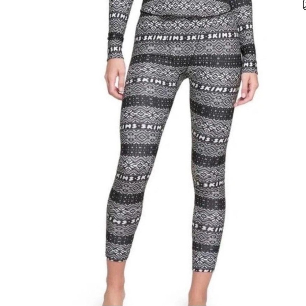 Skims leggings